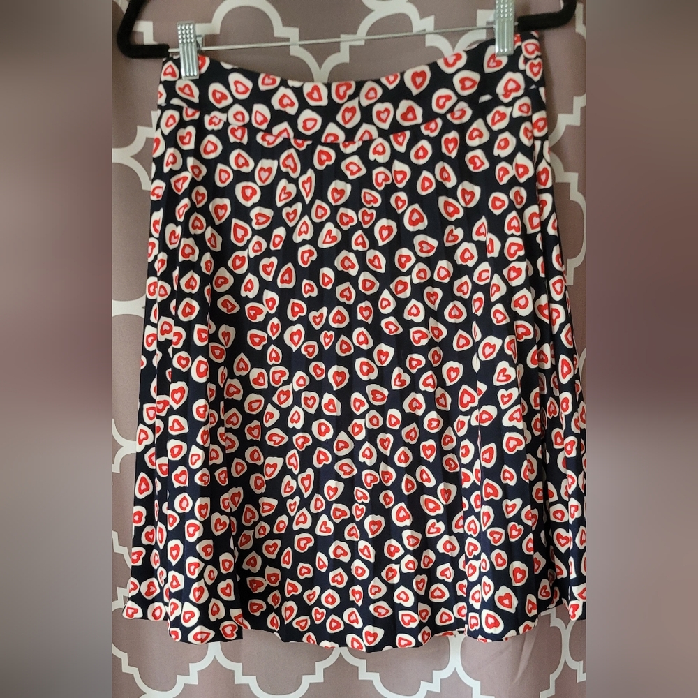 J. Crew Blue & Red Heart Print Pleated A-Line Midi Skirt - Picture 2 of 9